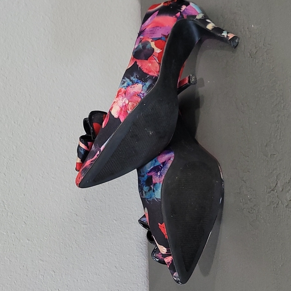 Sliver Slipper size 11 floral print - Picture 4 of 4